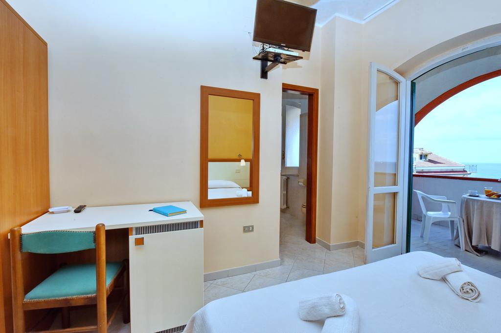 Hotel Costa D'Oro Santa Maria di Castellabate Zewnętrze zdjęcie